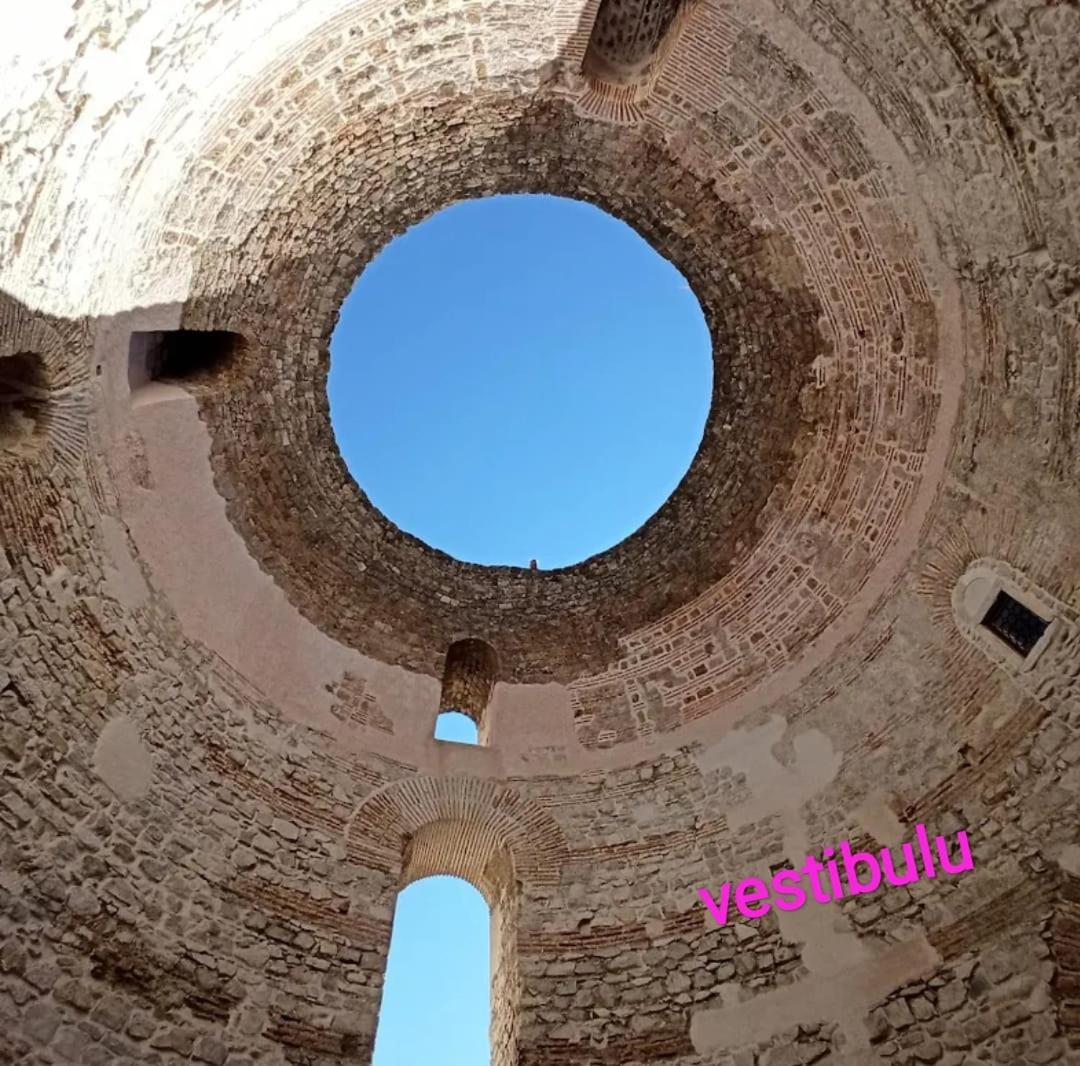 Novi Studio Apartman Demy U Centru Splita Dış mekan fotoğraf